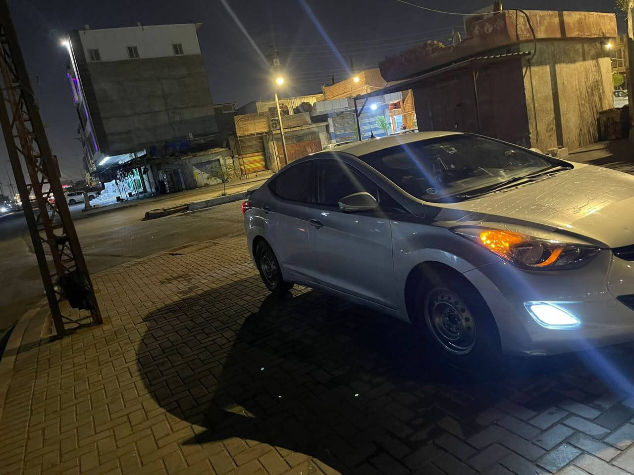 السلام عليكم النتره مديل 13 سياره جاهسه وجديده كلش مكينه 16 مكصوصه جنطه بيه رقم وسنوه نكليزي السعر 55مجال قليل ***********.     ادوات
