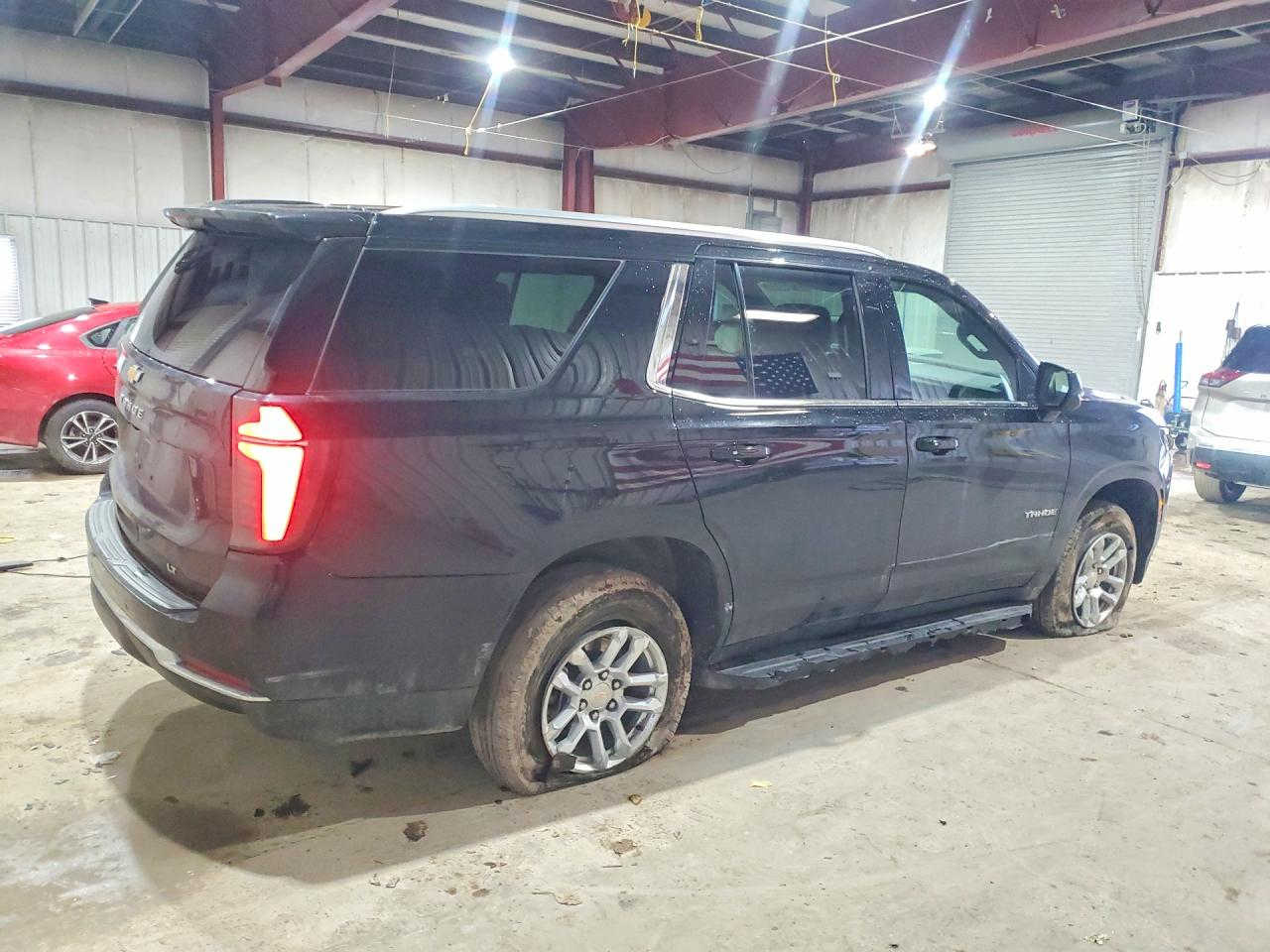 🚨 تنويه مهم
هذه السيارة معروضة في المزاد الأمريكي 🇺🇸
والمزايدة والشراء تتم عن طريق مكتب الباخرة للمزادات 🇮🇶
🔥 تدخل بكتاب الشهداء
───────────────
🚗 نوع السيارة:2025 CHEVROLET TAHOE K1500 LT
📅 تاريخ المزاد:الاثنين 23-03-2026
💰 السعر: يتحدد داخل المزاد
📊 الممشى:21941 ميل فعلي
🛠️المحرك: 8 سلندر / 5.3 لتر
───────────────

🔥 مجاناً مجاناً مجاناً
📄 تقرير كارفاكس مجاني بدون أي مقابل
───────────────

🚗 سحب السيارة خلال 24 ساعة من وقت التسديد
💸 حسابات مخفّضة وعمولات أقل من السوق
───────────────

🚢 الشحن متوفر من:
🇺🇸 🇨🇦 جميع الولايات الأمريكية والكندية
➡️ شحن مباشر إلى العراق
➡️ العقبة – جبل علي – ميرسين
───────────────

🛃 تخليص كمركي كامل من ميناء أم قصر
🏔️ تخليص كمركي إلى إقليم كردستان
🇯🇴 شحن مباشر إلى عمّان (العقبة)
🇹🇷 شحن إلى ميناء ميرسين – تركيا
───────────────

🏢 فروع الشركة:
📍 الفرع الأول: بغداد – السيدية – الإعلام
📍 الفرع الثاني: الإمارات العربية المتحدة – الشارقة – الصناعية 4
───────────────

👥 مجموعة البيع والشراء:
https://www.facebook.com/share/g/17pXXBgeeU/?mibextid=wwXIfr

───────────────

🎵 TikTok:
https://www.tiktok.com/@al_bakhera?t=8qGOLioZlVE&_r=1

───────────────

📞 للاستفسار والتواصل:
+9647739115599


**إذا كنت صاحب هذا الإعلان وتريد حذفه لأي سبب، رجاءا أرسل رسالة إلى الدعم الفني**