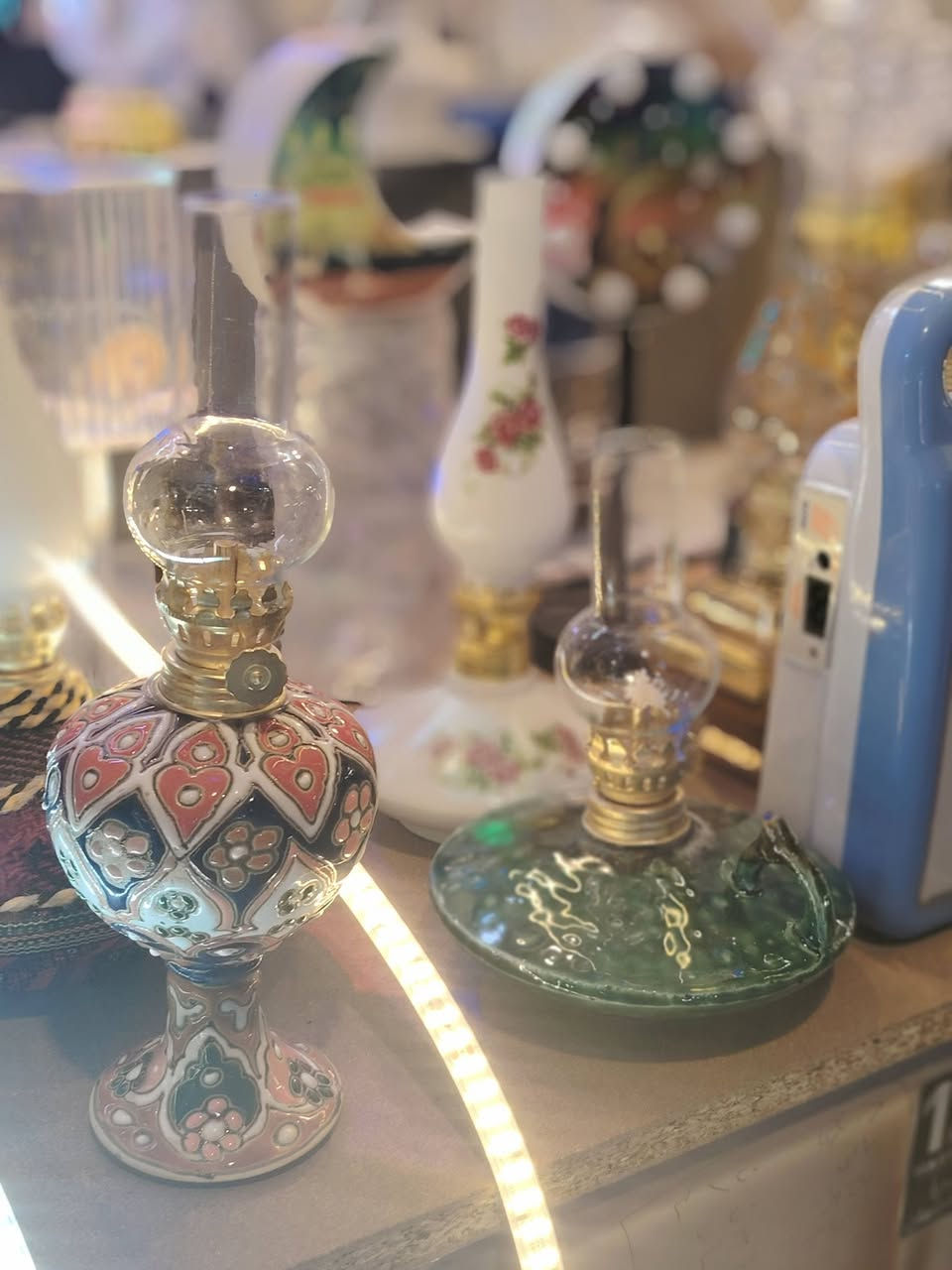 بچوکەکان بە 7هەزار ، گەورەکانیش کەسورەکانە بە 8 هەزار ناونیشان کەلار گەیاندن هەیە بۆ سلێمانی


**إذا كنت صاحب هذا الإعلان وتريد حذفه لأي سبب، رجاءا أرسل رسالة إلى الدعم الفني**