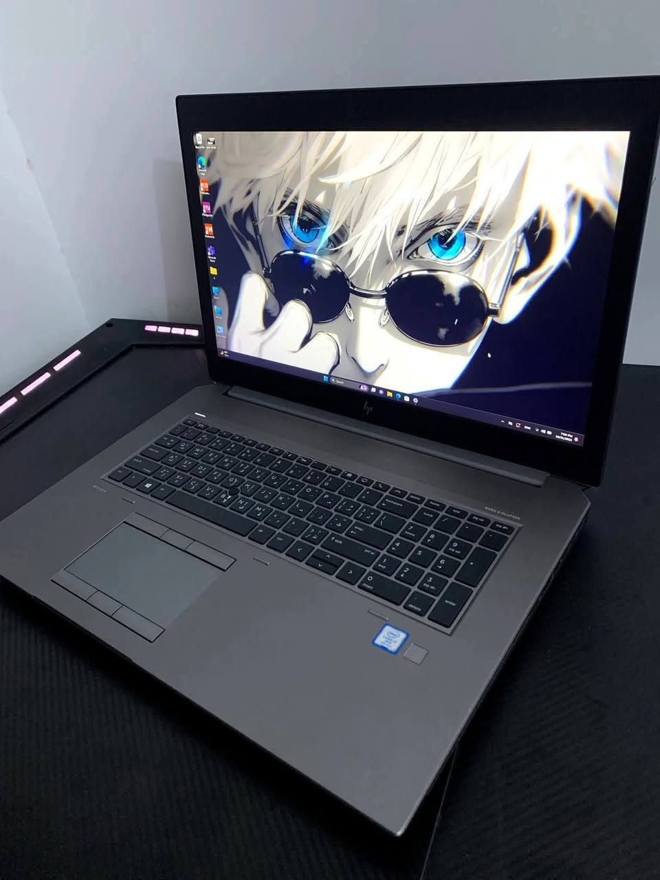 راح تعتمد عليه بكلشي!!
الوحش الانيق : Hp ZBOOK 17 G5 

وحش الاداء متوفر بكرت شاشة انفيديا Nvidia P1000بحجم 4GB

اذا تريد جهاز يفيدك برامج هندسية والعاب احترافية وسعر معقول؟ وصلت للخيار الصح 

لان هذا اللابتوب يجمع بين القوة والحجم والسعر المعقول...

نحجي بالمواصفات :

• core i7 8850H معالج
• Nvidia quadro P1000 4GB كرت شاشة خارجي
• 16GB DDR4 الرام
• SSD 256GB تخزين 
• 17.3 FHD SCREEN شاشة بحجم عملاق ودقة عالية

شنو يشغل من برامج؟ يشغلك كل البرامج الهندسية والتصميم بالراحة
شنو يشغلك العاب؟ تقريباً جميع الالعاب يشغلها 

الملحقات : 
اكيد الشاحن بقدرة 230w عكس الشواحن التجارية الي تجي فقط 150w
ويجيك ويا ماوس كيمنك 
وكذلك يجي ويا ماوس باد كيمنك 
واكيد حقيبة انيقة

سعر اللابتوب راح يكون 544 الف فقط  

الضمانات؟ 
10 ايام من اي خلل استبدال 
ضمان بطارية ساعتين فما فوق في الاستخدام الطبيعي 

حالة البطارية : ممتازة 

ادخل احجزها لان صعب تحصلها بعد : *********** واتس 
ادخل احجزها لان صعب تحصلها بعد : *********** واتس 

او على الخاص 
لا تتردد وباجر هذا الوحش يمك...
