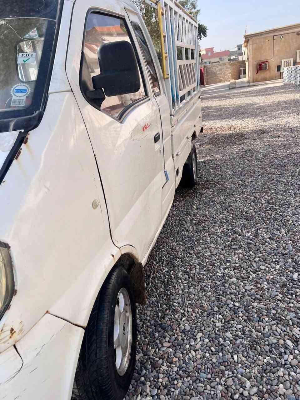 السلام وعليكم هانفي للبيع موديل 2007 محرك كير اكسل شرط  نكره سلف السعر 21 ورقه  وبيه مجال قليل  منفيس اصلي بيها  مكاني صلاح الدين بيجي الحجاج شراي يتصل ***********
