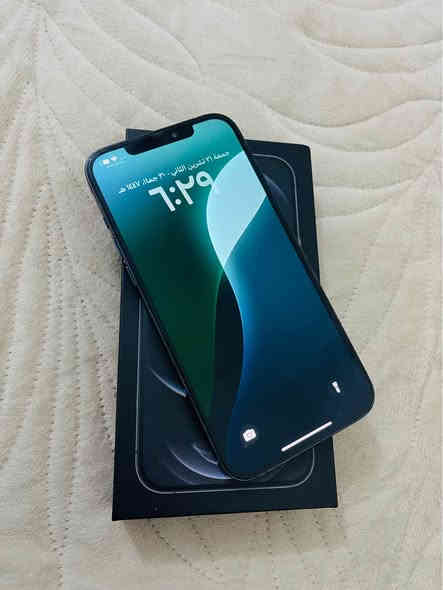 سعره 500 وبي مجال ايفون 12 برو ماكس ذاكره 256 بطارية 82 نضافة 100/99 جهاز مبي اي عطل ولا مبدل اي شي بي فقط الجهاز امريكي وكارتونه ويا ومطابق وكله شغال وين ما يعجبك تفحص افحص الشراي يتصل *********** عمارة
