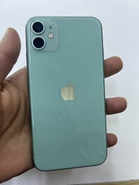 آيفون ١١ • ذاكرة ٦٤ • بطارية ٩٥