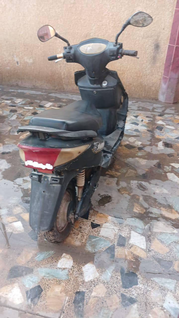 سلام عليكم دراجة شحن MTR  بحالة جيدة ويحتاج الى بطاريات السعر 125 الف وبي مجال


**إذا كنت صاحب هذا الإعلان وتريد حذفه لأي سبب، رجاءا أرسل رسالة إلى الدعم الفني**