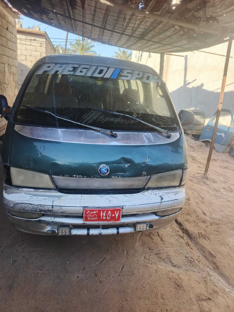 سلام عليكم لبيع موديل 96اصل بدون راعي مكينه جديده 3000كير اكسل مكفولات شواصي جدد تخم تاير جديد سعر 15وبيه مجال مكان سياره بصره شط العرب الصالحيه رقم الهاتف ***********
