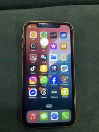 آيفون XR • ٦٤ • بطارية ٧٧