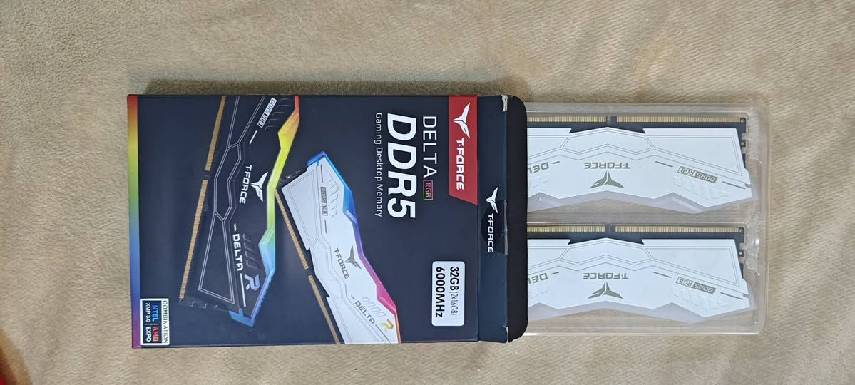 DDR5 32G 16X2
6000mt cl 38 

سعر 490 وبيه مجال للشراي تدللون


**إذا كنت صاحب هذا الإعلان وتريد حذفه لأي سبب، رجاءا أرسل رسالة إلى الدعم الفني**