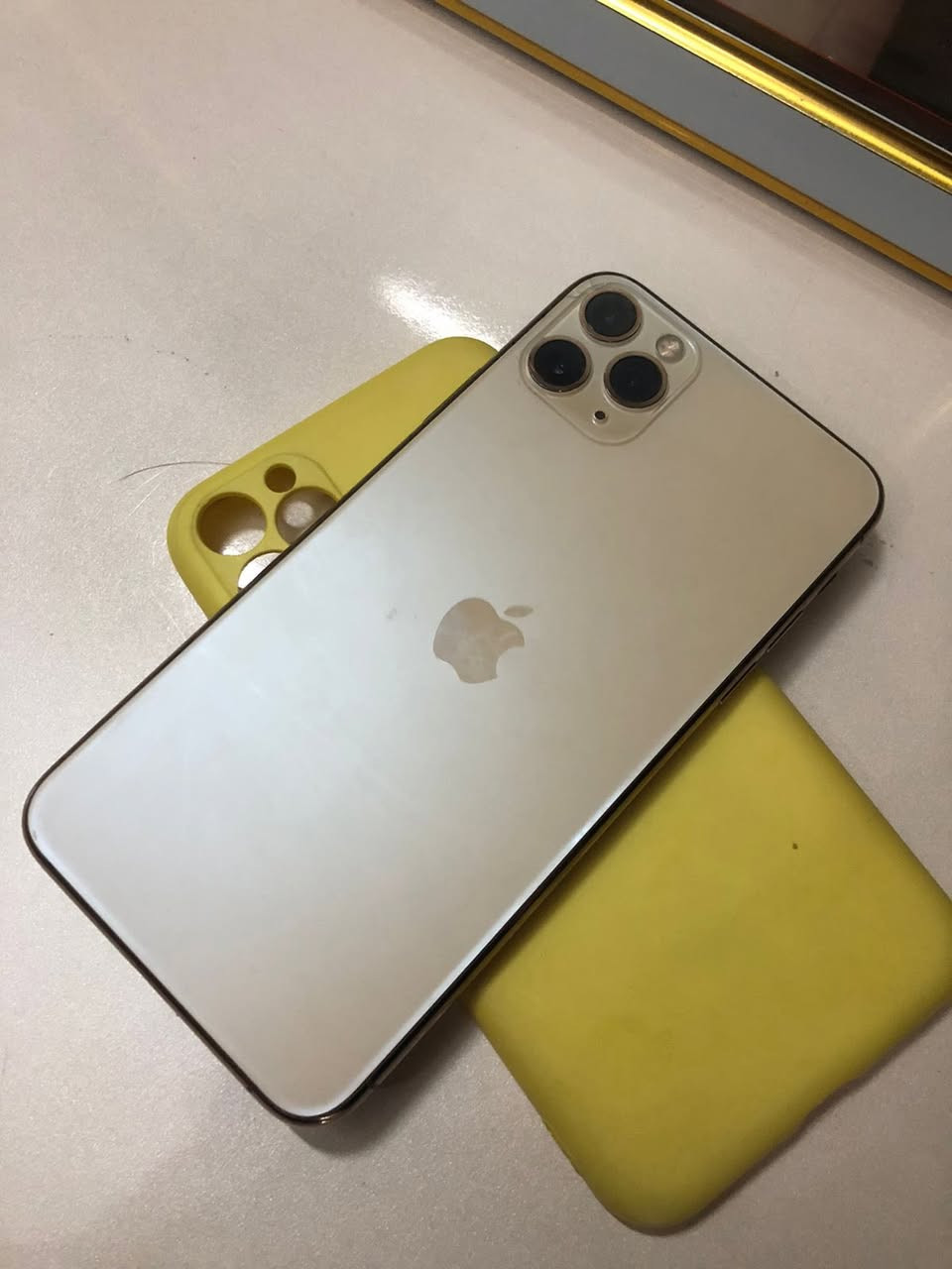 سلام عليكم
ثنينهن مراوس ب١٣ برو ماكس 
١١برو ماكس شرق اوسط + دراجه سكنس شرط تشغيل سلف نگره


**إذا كنت صاحب هذا الإعلان وتريد حذفه لأي سبب، رجاءا أرسل رسالة إلى الدعم الفني**