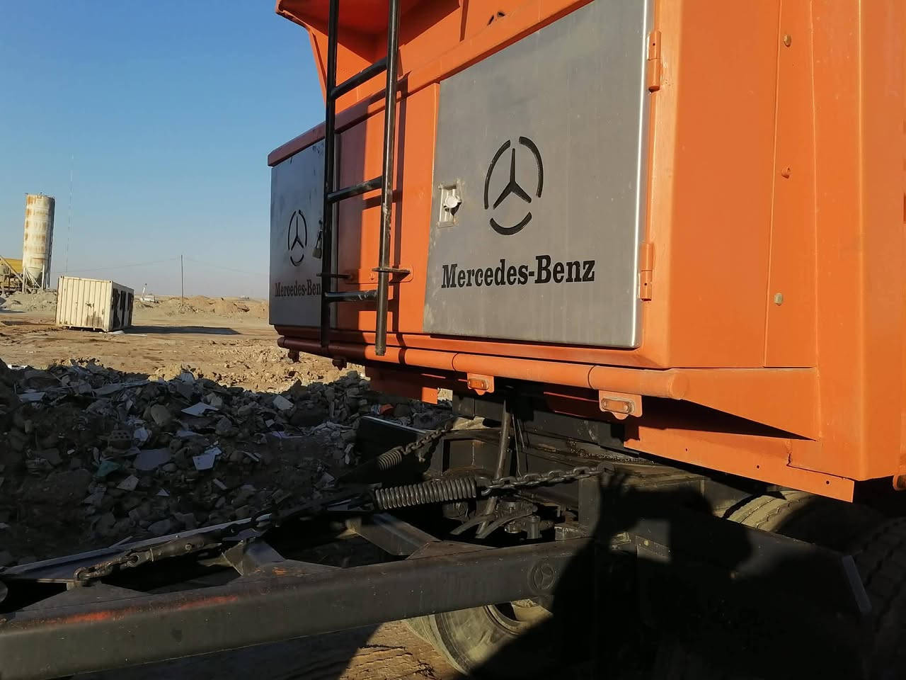 البيع مقطوره طول ٧ شاصي ١٤ دناكير سرابس البي لعاب مقطوره مكفوله وجاهزه الاستفسار ***********
