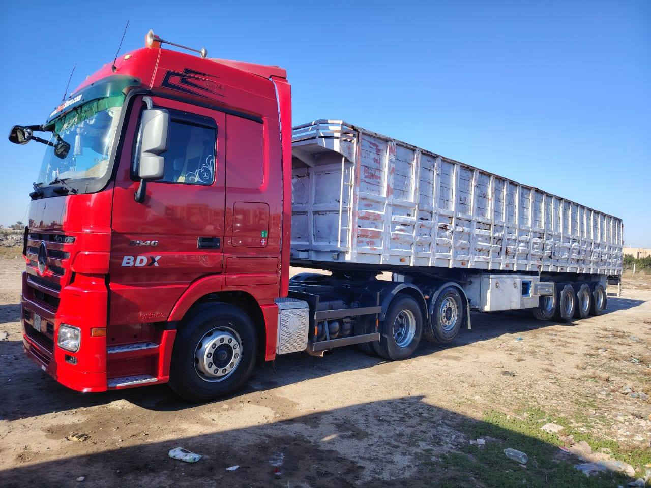 اكتروس دمعه للبيع موديل 2004 رقم بغداد ط. مكفوله من كلشي  محرك جديد كير كله جديده سياره سعر ٣ شدات رقم الفون ***********  عنوان ابو غريب
