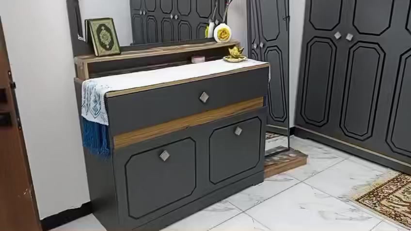 غرفه نوم جديده بعدها ما مستخدمه هواي صارلها شهر رايديها بمليون ونص الشراي يتفضل خاص الغرفه كل خدش مابيها


**إذا كنت صاحب هذا الإعلان وتريد حذفه لأي سبب، رجاءا أرسل رسالة إلى الدعم الفني**