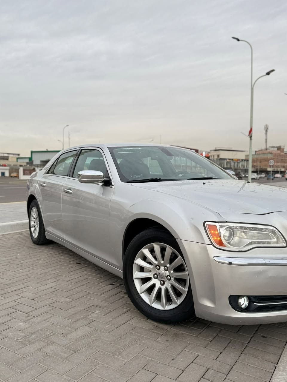 سلام عليكم
اوبامه 2014 ادوات ادوات كصه جنطه دخول جديد جاهزه مكينه كير كفاله محرك3600
حداديه 100/100 سياره جديده تبريد ثلج تخم تاير جديد سياره مال جناي متوئمه شمالي نكليزي طبق الصل السعر 57$ 
العلوان البصره 
الهاتف ***********
