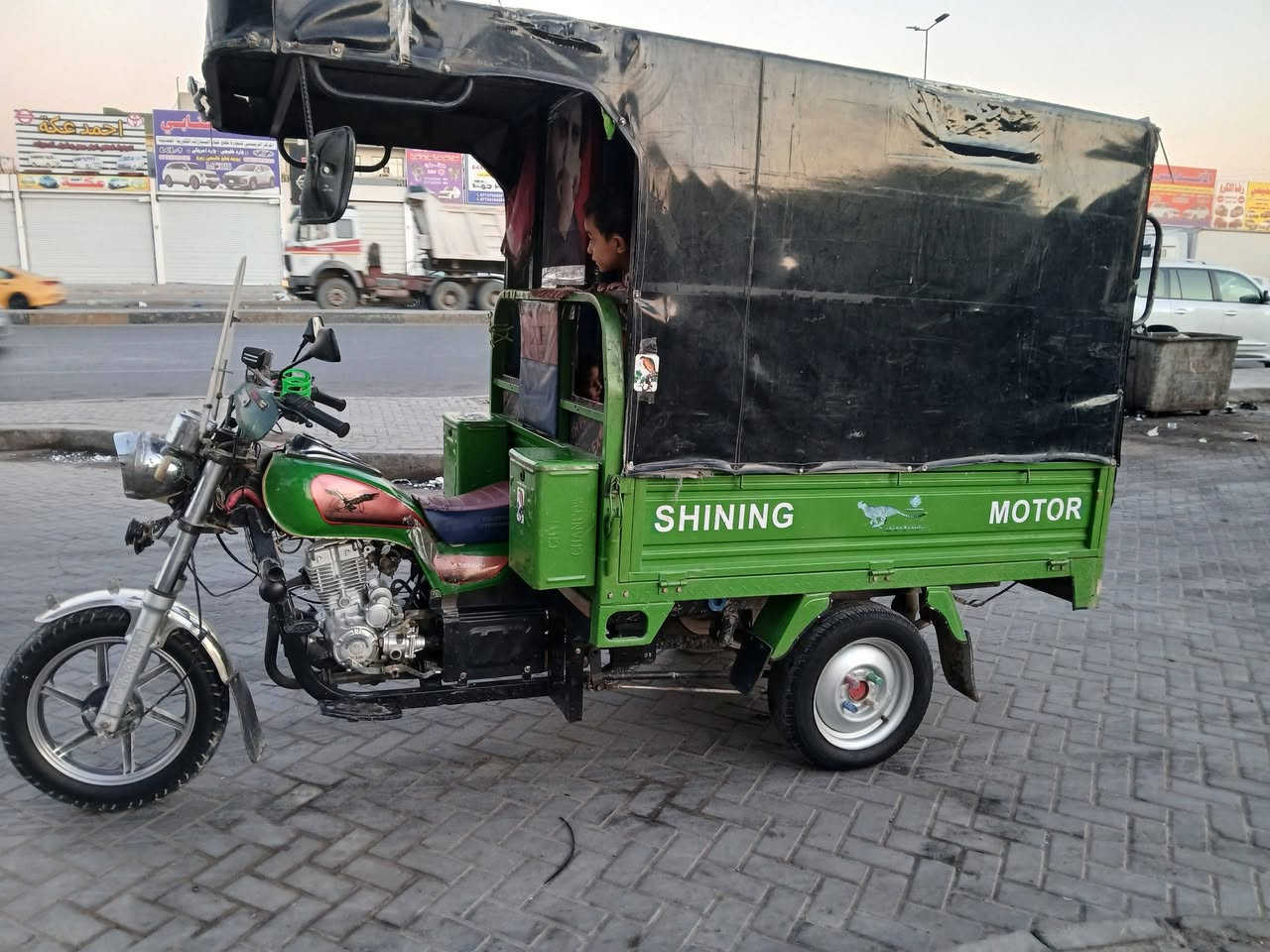 البيع سعره مليونين و٤٠٠ مكاني بغداد مدينته الصدر بيه نقوص بسيطه فوانيس وبك واحد محترك كامله هيه والمحجر


**إذا كنت صاحب هذا الإعلان وتريد حذفه لأي سبب، رجاءا أرسل رسالة إلى الدعم الفني**