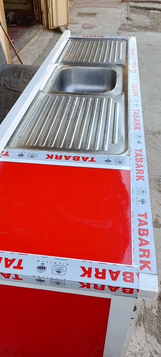 للبيع سنك نظيف جدا مكان بغداد شعله ***********.
