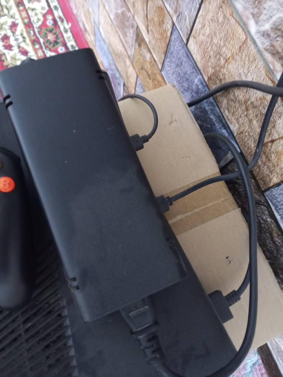 إكس بوكس 360 مهكر للبيع يده وملحقاته نظافة فول مستخدم شهر السعر 120الف وبيه مجال  للشراي للتواصل خاص او اتصال ***********/***********
العنوان/ذي قار/ قضاء الفجر/ حي ابو غنم/ مقابل محطة بانزين الحكومية
