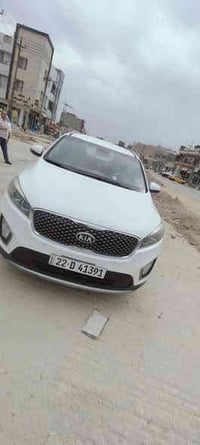 سيارة كيه سورنتوا 7راكب موديل 2017  محرك 6 سلندر ماشيه107كيلو سنوية مج...