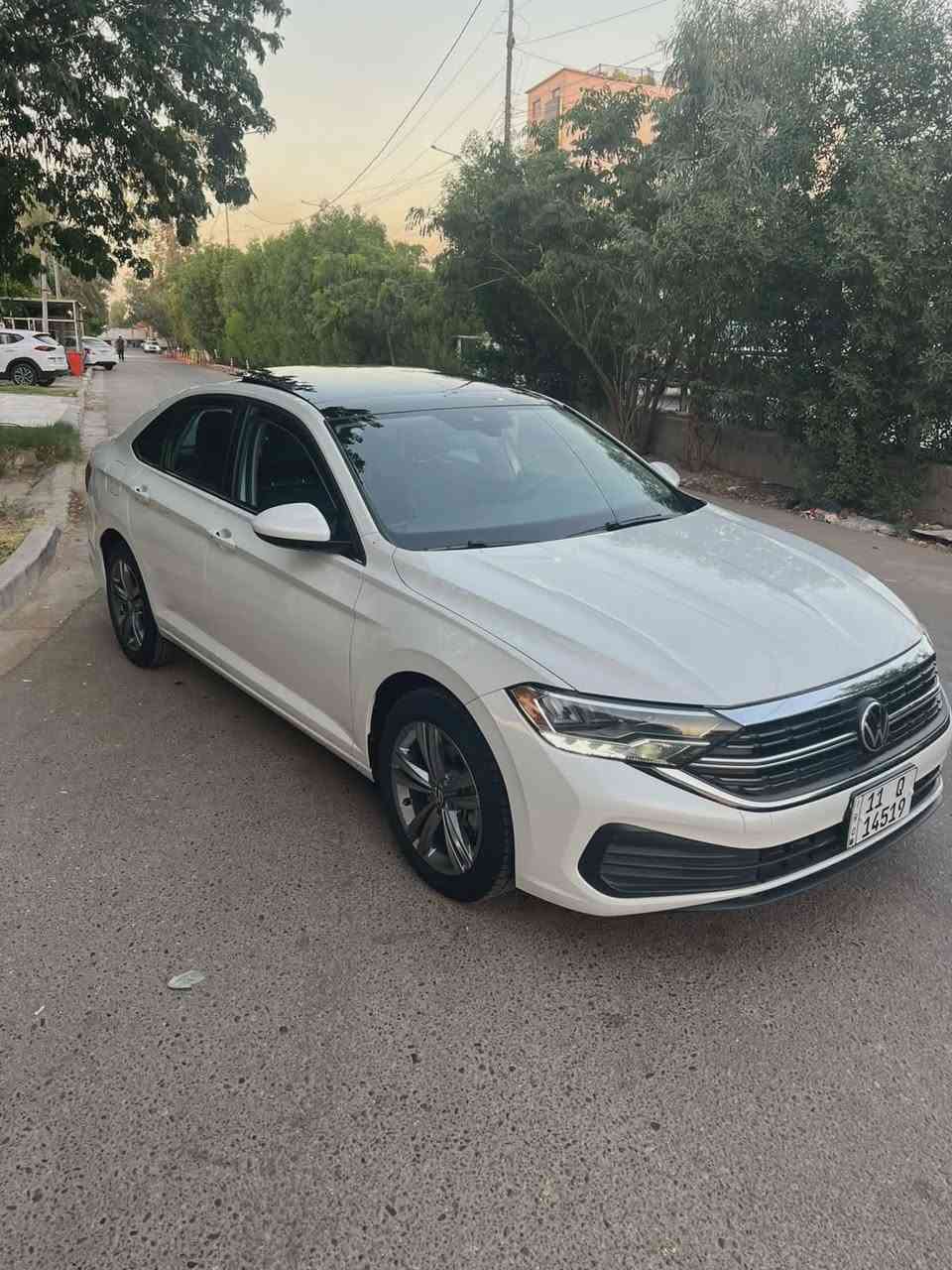 سلام عليكم
جيتا للبيع فول موديل ٢٣
ضرر جاملغ خلفي صبغ
ماشيه 10   ألف
محرك 1500
سعر ١٨٠ بي مجال
سياره جديده
***********

