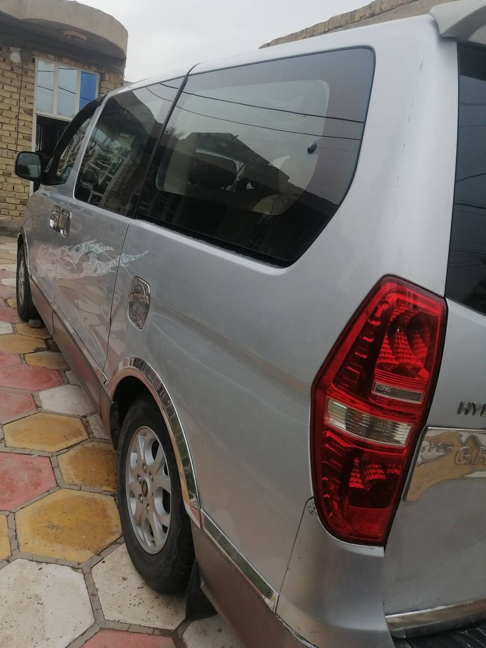 للبيع ستاركس 2009 لون سلفر سياره كفاله ماعده الجاملغ الايسر مبدل بدون ضربه وبدون دواخل 
تبريد ثلج  مكينه جديده رقم واسط انكليزي ل 2030 بأسمي مداور ثاني يوم مصفره هيئه وغرامات 
السعر الاتصال على هذا الرقم *********** 
العنوان كربلاء  //  مكلف بنشر
