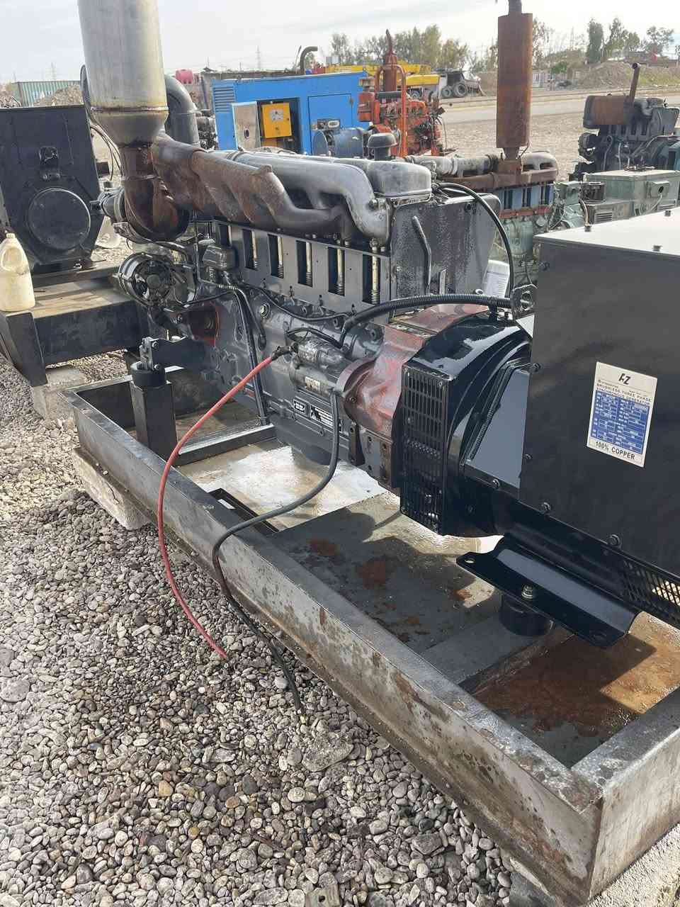 اسلام عليكم محرك دويز 6بستم 913سوبر حلواني   وضع شركه توليد 75 كيفي  مكانه ديالى كفري ***********
