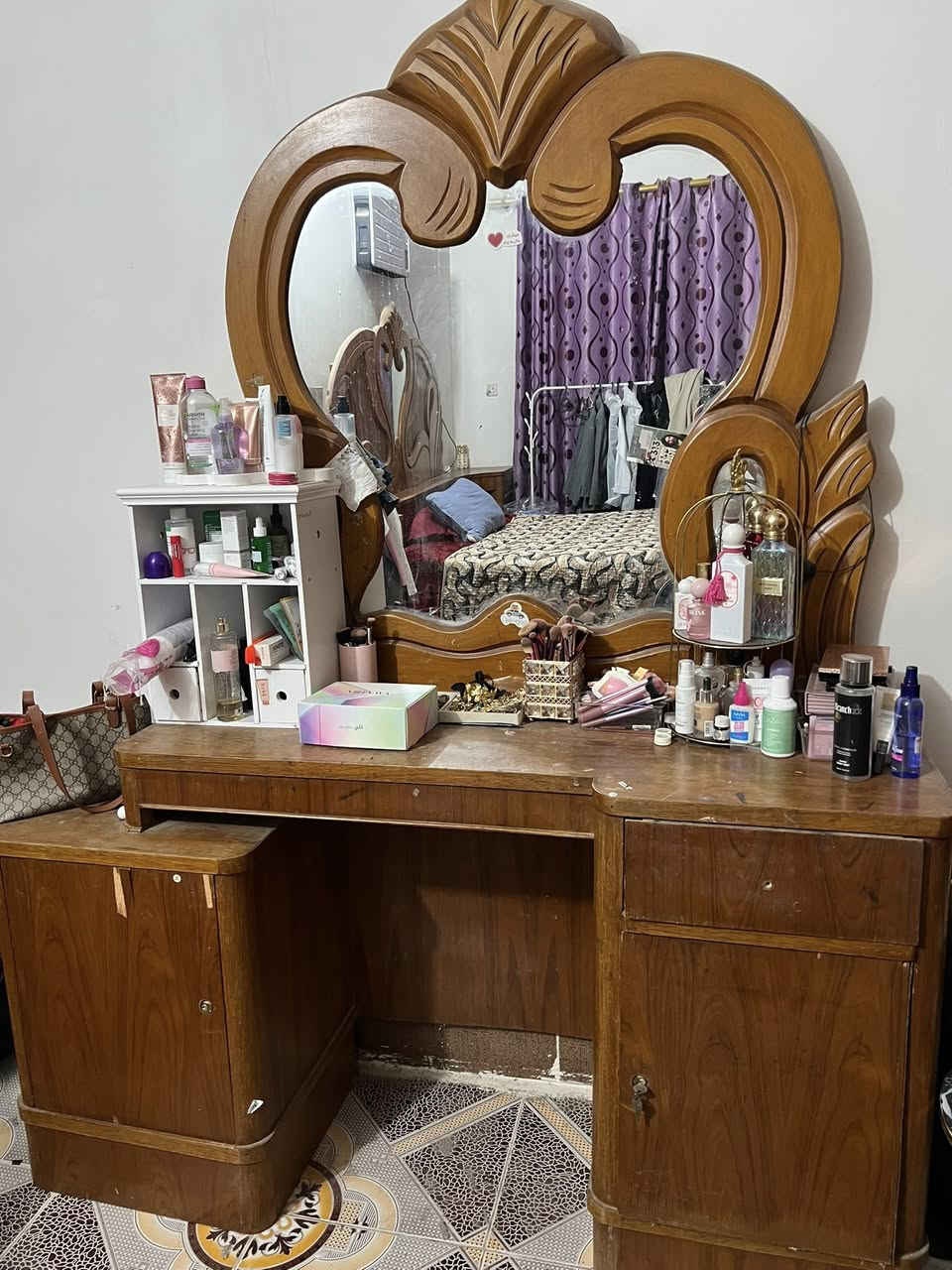 جربايه نفرين وكومديات وميز تواليت وجرابي نفر وياهن تاجهن وبوفيه للبيع (للاستفسار خاص)


**إذا كنت صاحب هذا الإعلان وتريد حذفه لأي سبب، رجاءا أرسل رسالة إلى الدعم الفني**