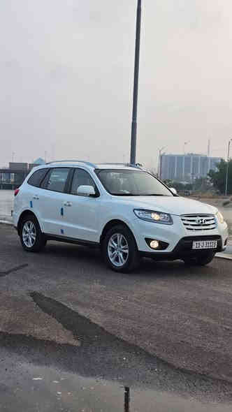 السلام عليكم ورحمة الله وبركاته 
مكلف بالنشر رقم صاحب السيارة بالمنشور
سنتافبا ٢٠١١ خليجية فول مواصفات 
كفالة عامة من صبغ وتبديل 
فقط مكانين 
محرك ٦ سلندر كفاله مبدل بيه راجز بالشركة
صدر وتخم تاير كله جدي 
٧ راكب ٣ قطع تبريد ثلج
تخم تاير جديد 
السياره عليه ادامه كامله متصرف عليه اي شي
هزه ورقم جديد باسمي
السعر ١٥٣ مجال بسيط بعد معاينه
عنوانه بغداد
***********
***********
