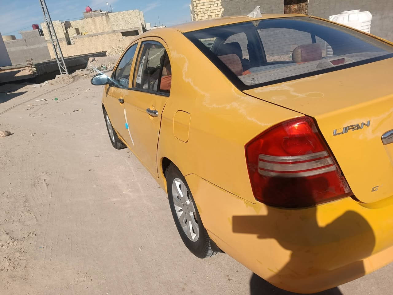 ليفان محرك وكير كورلا مصفره هيئة وغرامات رقم انكليزي باسمي موديل 11 السعر 43 وبيه مجال مكان السيارة كربلاء المقدسة ***********
