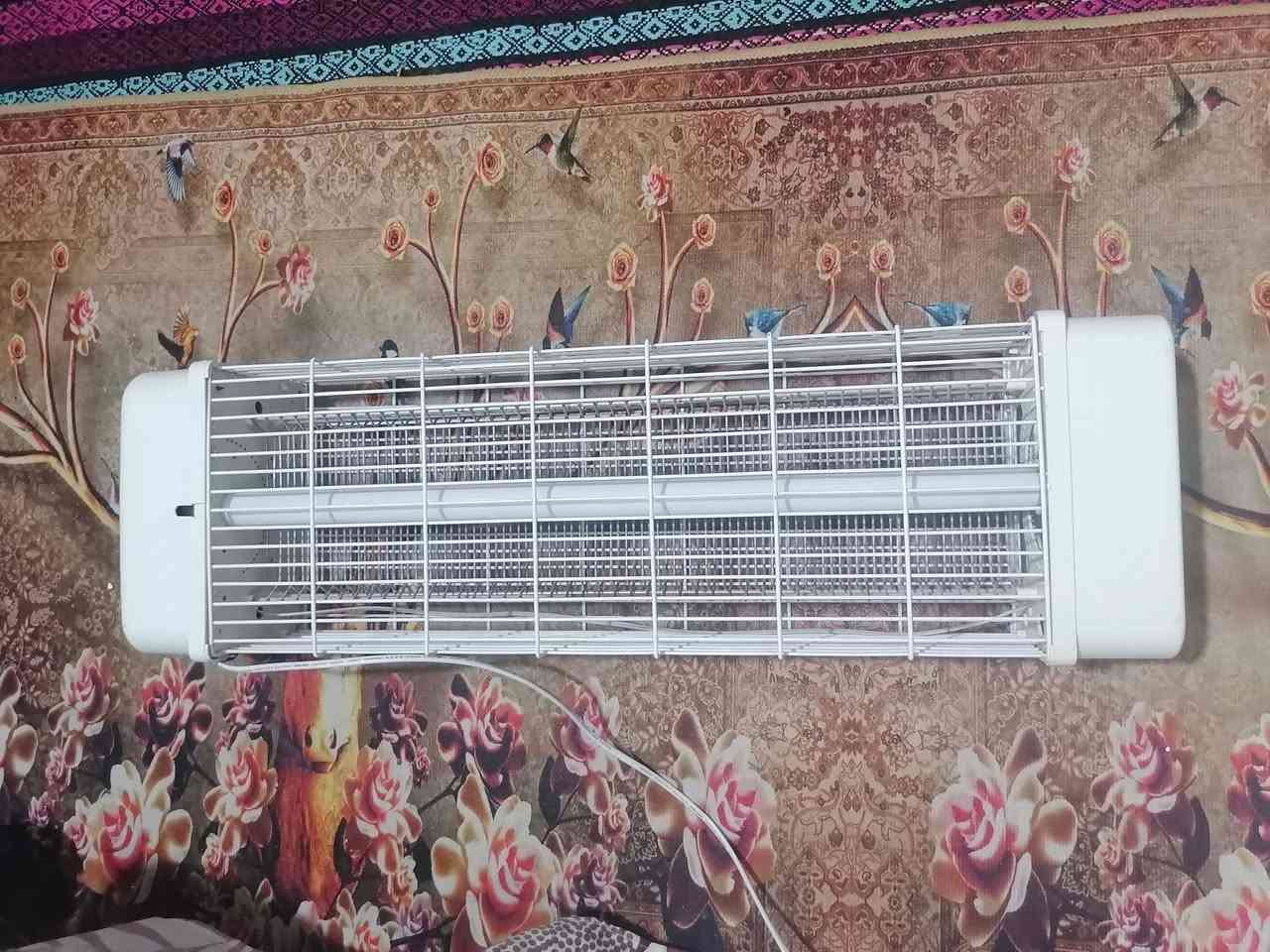 سلام عليكم قانصه ذباب وحشرات عاموديه للبيع قيم وخذ ***********
