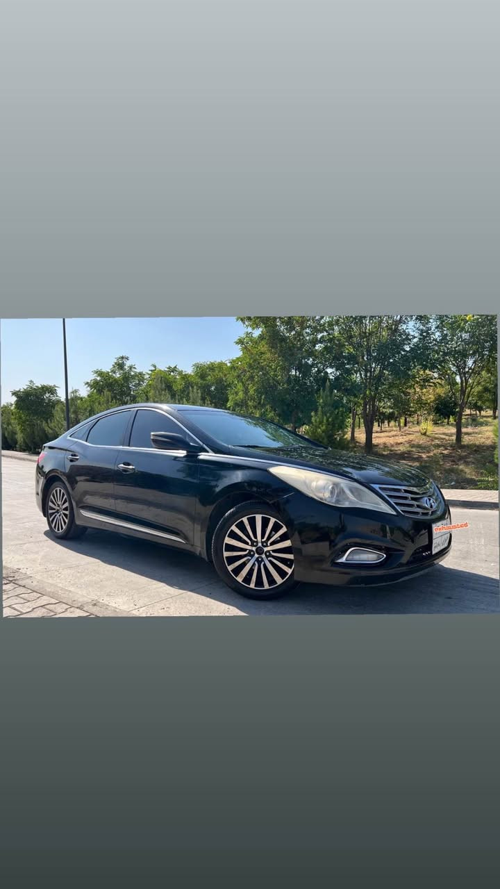 هیوندای ئەزێرا 2012
بێ بۆیاخ
شەش بستۆن
زەمان گێر و مەکینە
- بەسمە
-  کوشن جلد و کارەبایی
- سوکان ڤۆلیۆم
- کوشن هیتەر
- رادار 
- Auto Hold
- برێک دوگمە
- پەردە بیلادی
- تایە و ویلی2022 ی لەسەرە

*********** السليمانية, العراق
