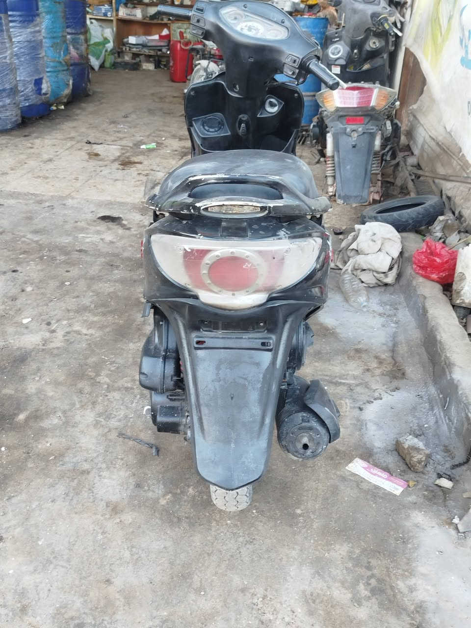 السلام عليكم دراجه للبيع دراجه نظيفه كهربائيات كلها شغاله ما عايزها برغي دراجه نقر السلف السعر ب 350 وبيها مجال مكان الديوانيه قضاء الشاميه ***********
