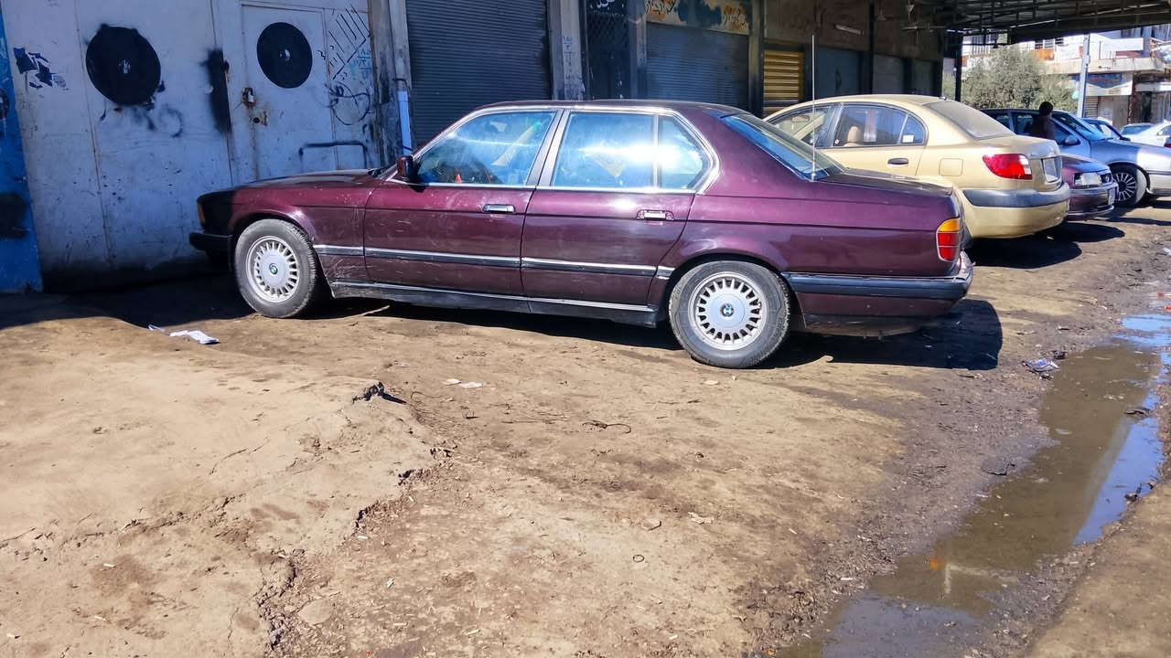 للبيع او مراوس حسب القناعة بي ام 735 موديل 1991 شرط التحويل محرك و گير شرط  فول فول التواصل علخاص


**إذا كنت صاحب هذا الإعلان وتريد حذفه لأي سبب، رجاءا أرسل رسالة إلى الدعم الفني**