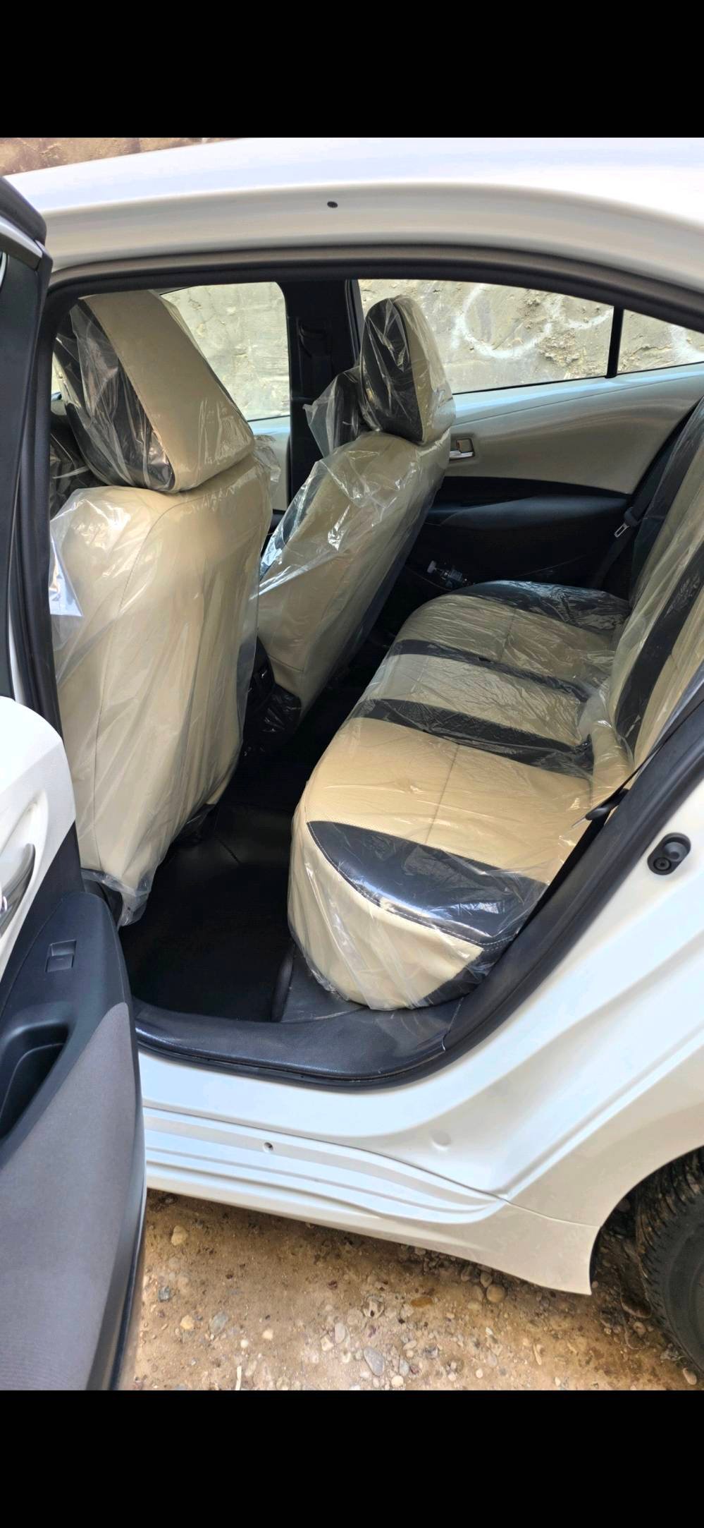 كورلا موديل 2025  ياباني فقط بانزين
رقم اربيل ( SAS)

مكفوله  شركة ساز 

المواصفات

ماشيه ٣ (الف)

محرك 1800  بانزين

بصمه +دخول ذكي

نطام الترحيب  عند القتراب

حساس  استشعار  عند القتراب

تبريد قطعتين

نطام قياده ( سبورت +عادي )

كيجات دجتل شاشه

حساس أمامي + خلفي

مانع نزلاق

تبريد بيانو شاشه

شاشه مري

مري شفط

ويل كب حجم 16   عدد 5

ضمان سنتين او ٤٠ الف كم

شركة sas
مغلفة ppf امريكي ضمان ١٠ سنوات 

العنوان بغداد

***********