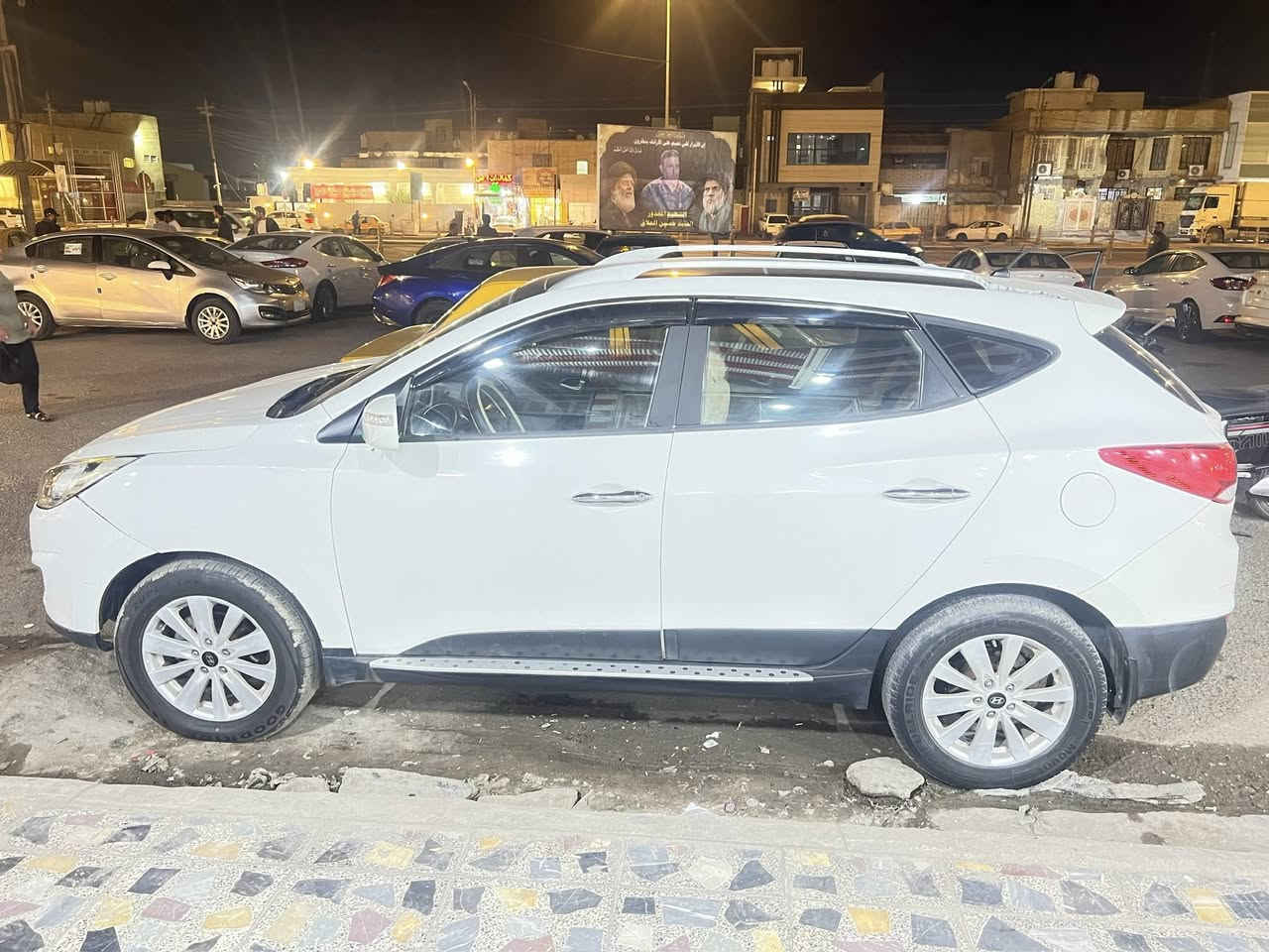 توسان ١٠ خليجي بيهه  ٤ قطع السونار موجود بالمنشور كير مكينه كفاله سياره باسمنه مداور يمته ما تريد سنويه لحد ٢٠٢٧ السعر 105 وبيهه مجال بسيط


**إذا كنت صاحب هذا الإعلان وتريد حذفه لأي سبب، رجاءا أرسل رسالة إلى الدعم الفني**