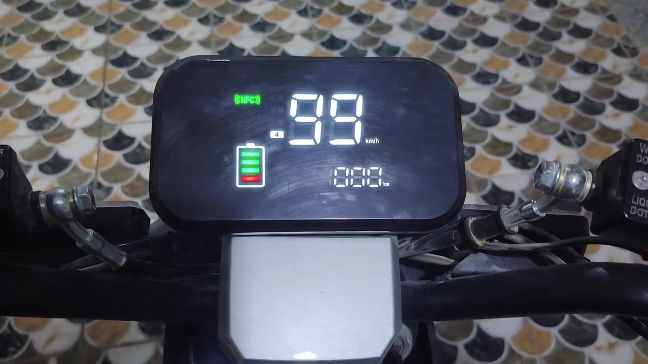 سلام عليكم دراجه R9 للبيع اخت الجديده السعر 450
للاتصال ***********
