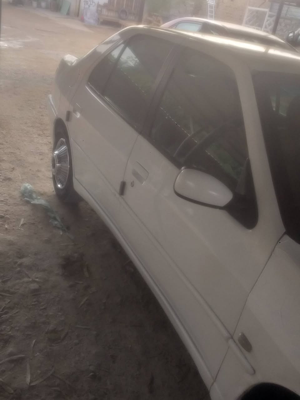 السلام عليكم بيجو فرنسي ٣٠٦ موديل ٢٠٠١ رقم بغداد مشروع وطني محرك كير مكفول مكفوله من الضربه بيهه قطعتين صبغ والباقي كفاله عامه ختم تاير صدر أمامي نضيف الخلفي نص عمر تبريد بس غاز السعر ٤٨ وبيها مجال ***********
