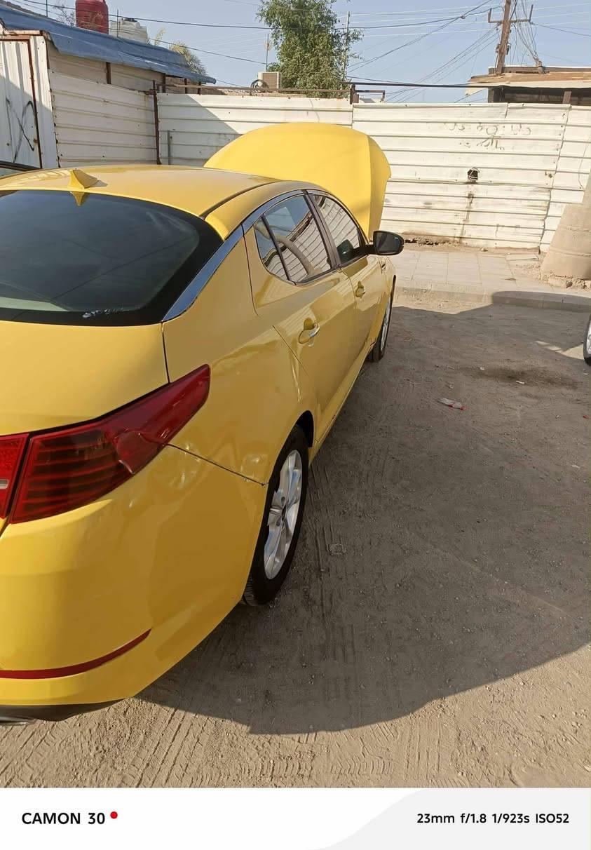 سلام عليكم اوبتما ١٣ امريكي  بيه  جاملغ بيه معجون وباب رشه صبغ  والباقي  شوف العين  سياره  كامله مانقصه شي حداديه امامي خلفي  جديده  تبريد ثلج  تخم تاير  مانقصه  كلشي كبل الشارع  بيع  مستعجل  ٩٧بيه  مجال   ***********
