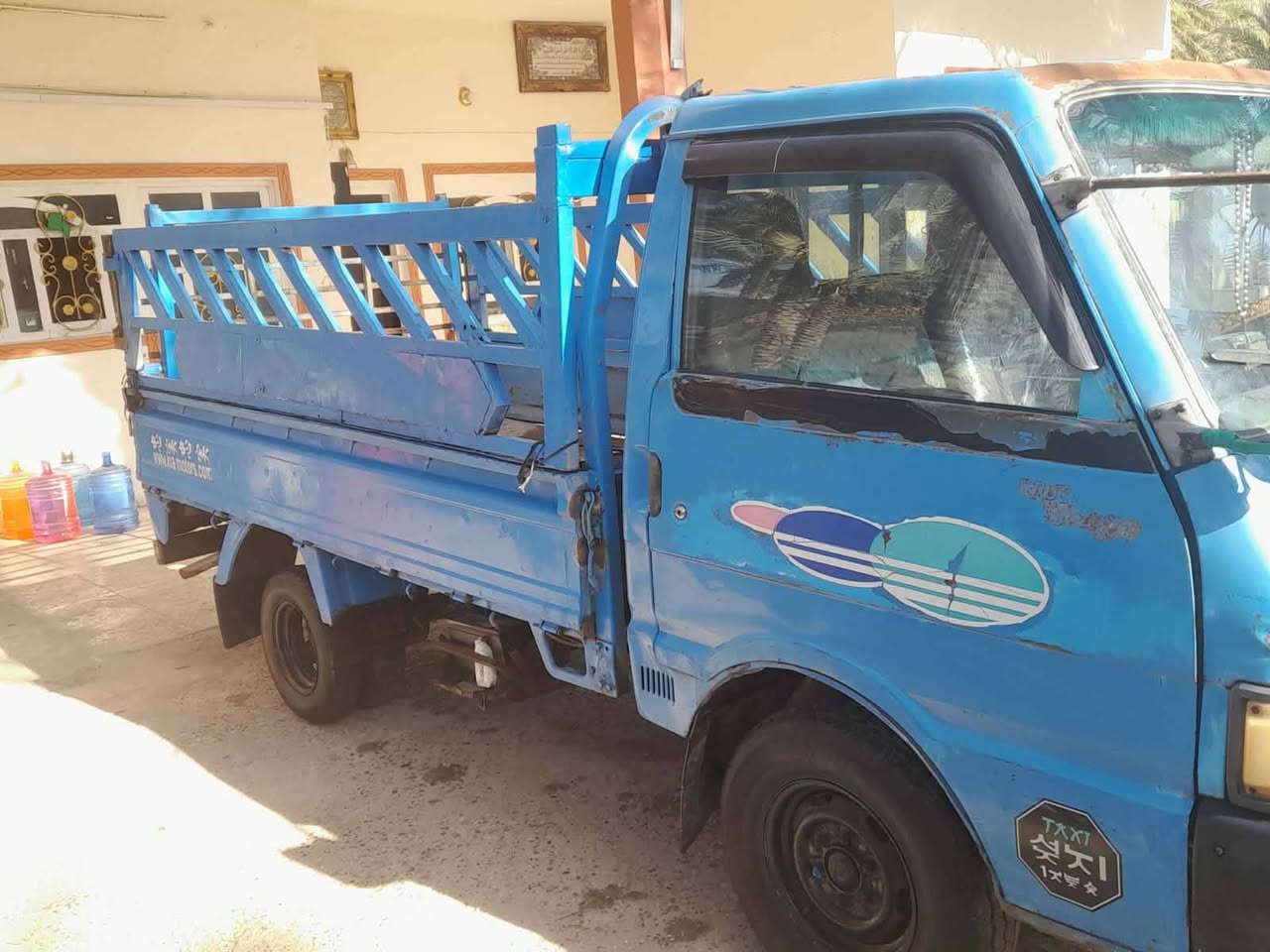 السلام عليكم سيارة بنكو البيع موديل 1995مكفوله من كير شاصي رقم شاصي مكفول مكينة لاتبخير ولاتنقيص تك قماره (7)جنكال تخم تاير قطرة اخياس مابيه كهربائية كله شغاله السيارة حلوه ومال جناي رقم بابل مكان بابل السعر 45 وبيه مجال رجائن لاموشراي لا يكسر بل سعر رقم الهاتف ***********/‏‪***********‬‏اتصل ودلل
