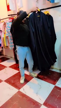 ملابس • عرض • رخيص