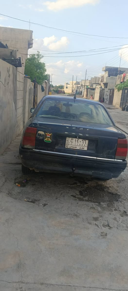 السلام عليكم سيارة للبيع موديل 91 سنويه لتسعه وعشرين وكاله وتحويل بشرط سعر 19 ورقه بيها مجال رقم الهاتف ***********
