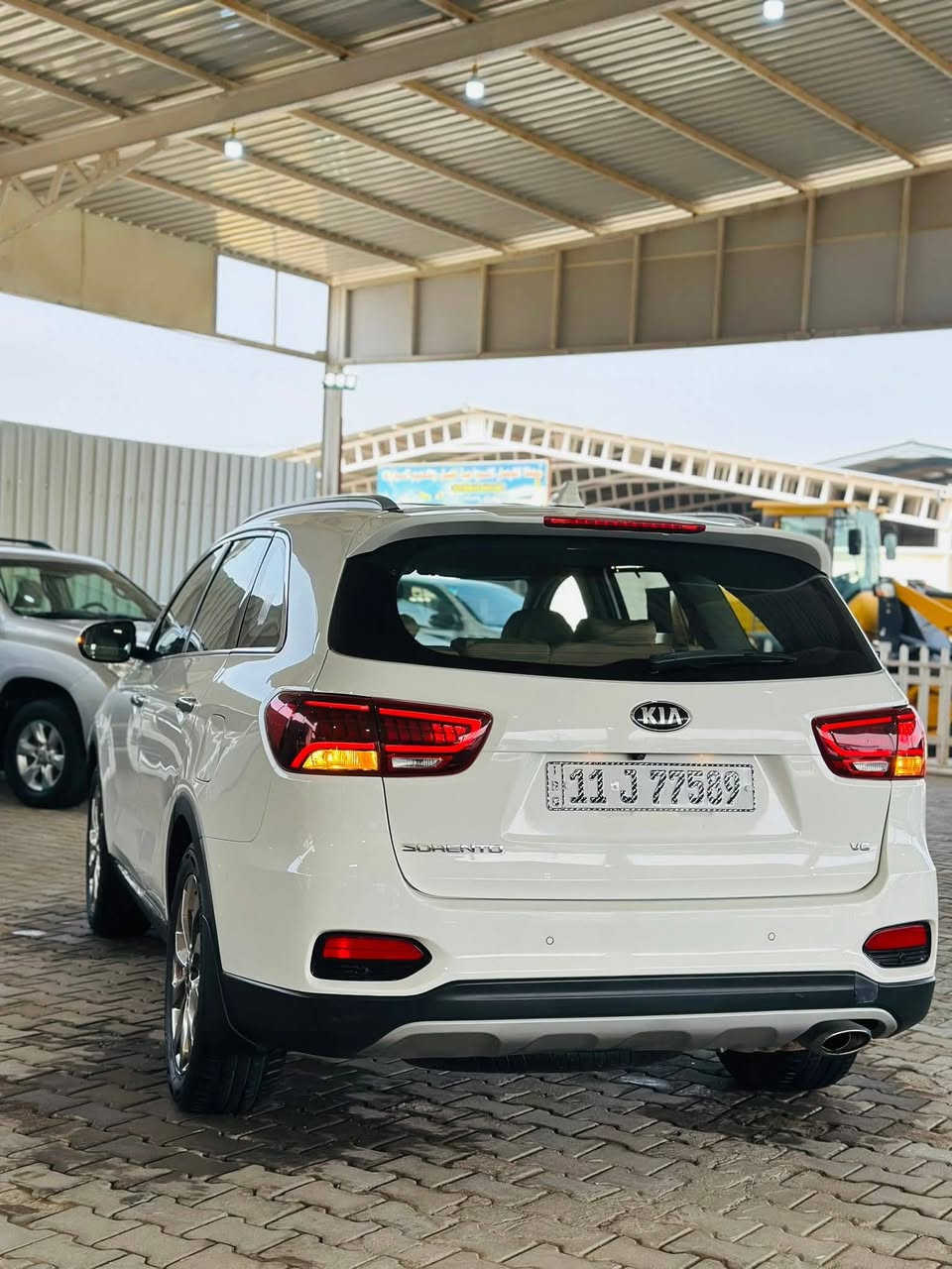 #سورنتو 2020

سلام عليكم 

البيع مراوس 

موديل 2020

ماشيه ١٠٥

مكفول من صبغ وضربا. وتبديل. فقط. ملحضه بصيطه بل جاملغ موضحه. بل تصور 

رقم بغداد بسمي سنويا مجدد ال 2031

موصفاته 

بصمه 

مكينه ٦ سلندر   

جلد 

كشنات كهربائه عدد ٢

بردات جانبيه 

جنطه كهربائيه 

ويل كروم 

مري شفط 

٣قطع  تبريد 

لايت زنون 

حساس امامي وخلفي 

لد امامي وخلفي 

كامرا 

شاشه 

شحن موبايل 📱 لاسلكي 

باقي موصفات المعروفه 

***********
