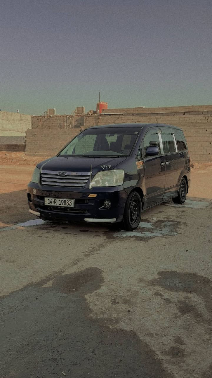 السلام عليكم 
تيوتة نها 
مديل 2002 اصل
السيارة مكينة وكير جدد 2000
السنوية 2026 تنتهي بعد 7 اشهر السيارة بسمي 
رقم جديد 
تبريد شغال 3 قطع
السيارة مصبوغة اثر شخوط فقط لا ضربة ولا تبديل 
مكفولة كص ونقل 
منضومت زينون عالي وناصي كلش قوي 
تخم تاير جديد 
انارة داخلية على طول السيارة 
سماعات مضخم قوي 
هورن بوش 
السيارة VIP
السيارة حلوة وجديدة 
حدادية 100/80
مكاني البصرة ابو الخصيب 
رقم بليفوني ***********
السعر 100 وبيهة مجال او مراوس 5 راكب
