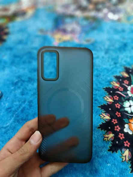 السلام عليكم عندي جهاز Infinix GT 30 PRO جهاز نظيف نسبة 99% استخدام تقريبا 3 اشهر جهاز يجي سعة ذاكرة 256 + 24 تخزين داخلي شاحنة 45W ويجي ويا مبرد الخاص بالجهاز في فطر خفيف المبرد بس يشتغل سعر الجهاز 370 مكاني بغداد بلديات الصحفيين قرب قلعة لبنان رقم هاتف للتواصل واتساب ***********
