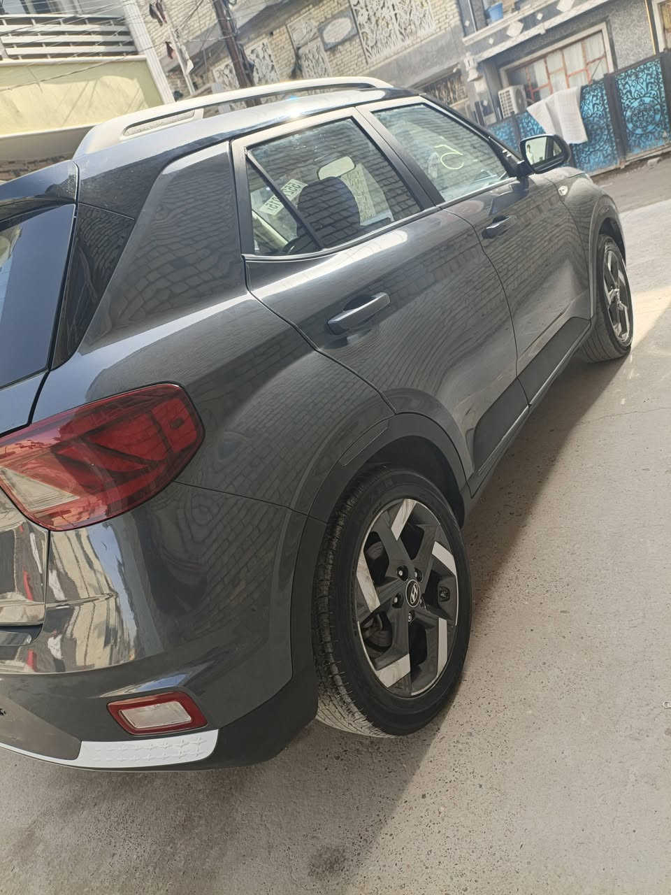 السلام عليكم موديل 25
السعر130

قماره سوده 
فول بدون فتحه 
ساره بصمه تشغل من بعد

مكان بغداد الشعب

بدون رقم   فحص 

***********
