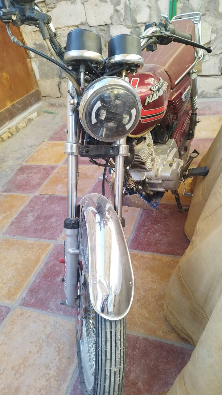 السلام عليكم دراجة نامة مسجلة اصولية رقمها كامل تروح گبل شدة صاحب الدراجة ***********
