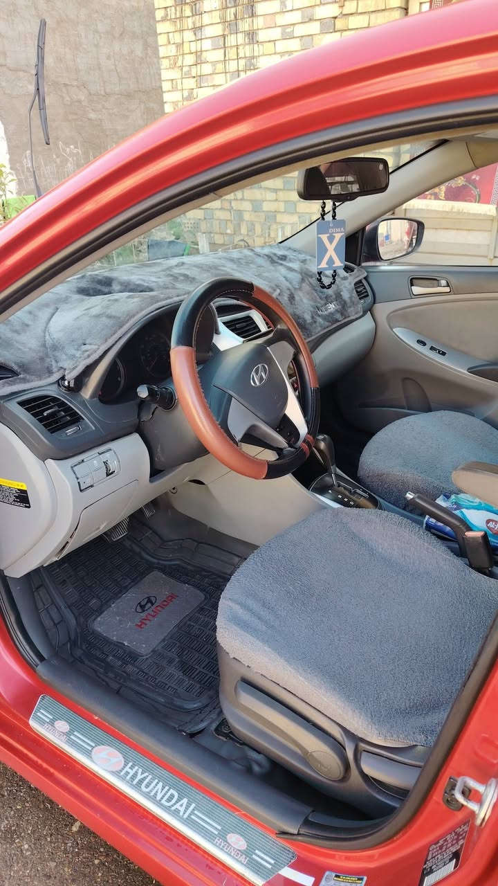 اسلام عليكم اكسنت ٢٠١٥ أمريكي قطعتين بيهه السونار بالمنشور السعر ٩٣ للاستفسار ***********
