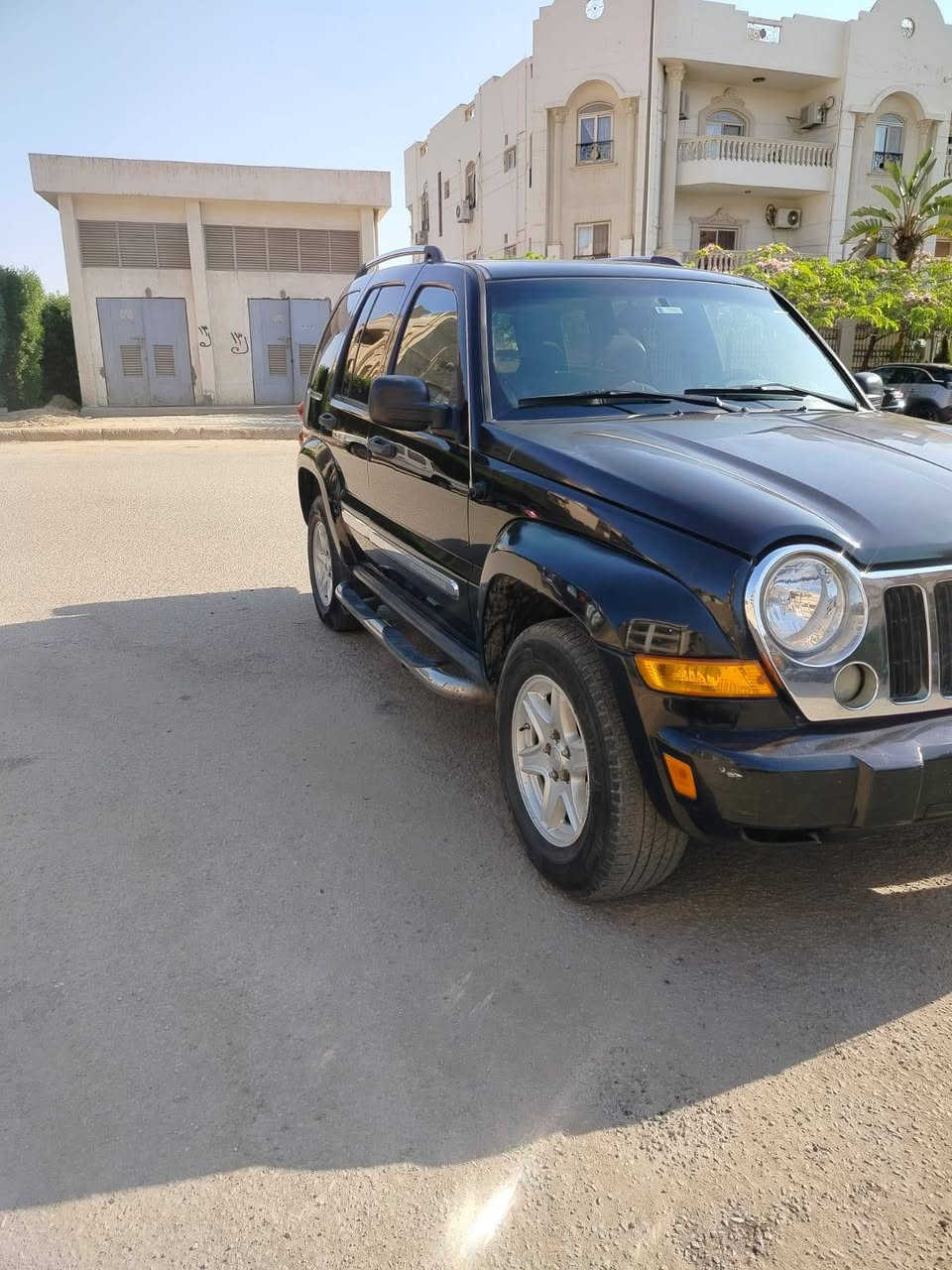 جيب ليبرتي 2006 فبريكا دواخل رشه اجزاء بره علي اللحم للنظافه ماتور شرح الشاسيه الماتور والفتيس والعفشه وفتيس الغرز بحالة ممتازة جميع الكماليات مثبت السرعه والتكييف والشاشه وbvd والكراسي وفتحة السقف كل الكماليات شغاله مش محتاجه مصروف نهائي 
العربيه مفيهاش حاجه مش شغاله  
رخصه سنه ونص 
للتواصل 01200220077


**إذا كنت صاحب هذا الإعلان وتريد حذفه لأي سبب، رجاءا أرسل رسالة إلى الدعم الفني**
