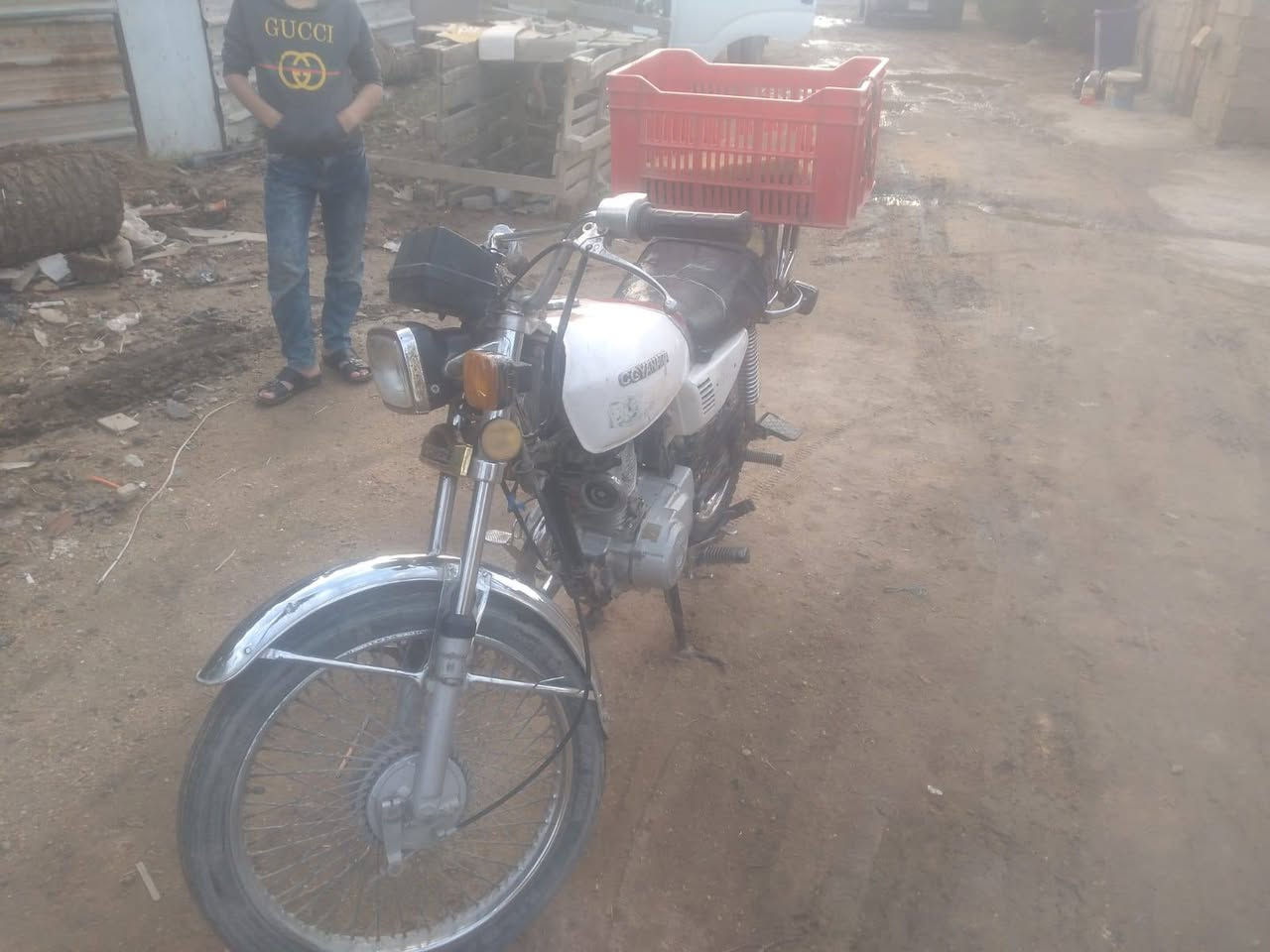 السلام عليكم دراجة للبيع 2021 اوراق. أصولية السعر 350 بيها مجال ***********
