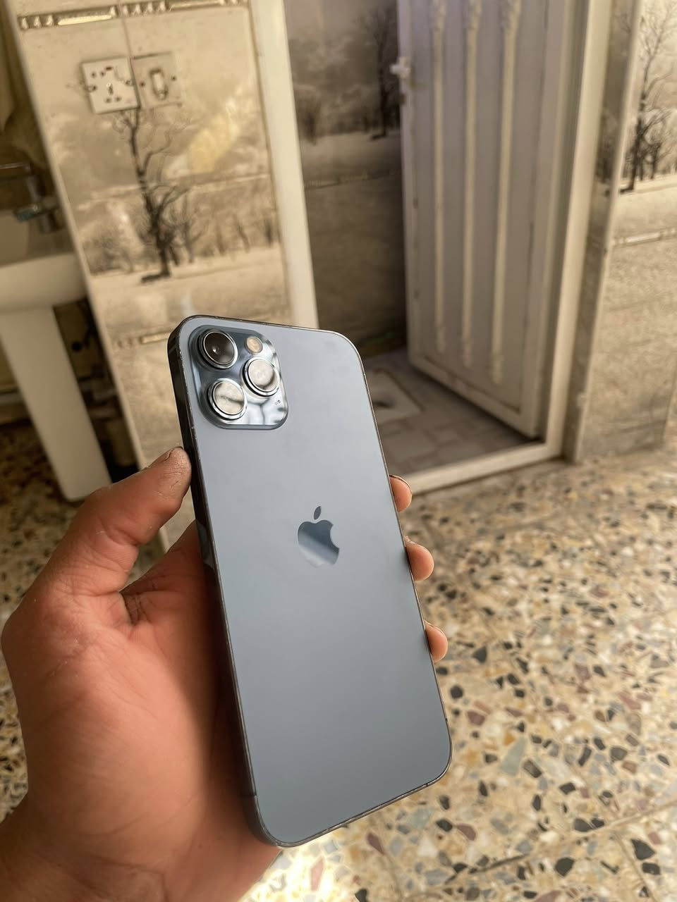 آيفون 12برو ماكس للبيع جهاز لوك ونضيف مستبدل فقط شاشه اصليه ٣خيارات وبطارية ١٠٠ أصليات و بيهن ضمان فيس إيدي شغال جهاز كله شغال ذاكره ٢٥٦ سعره ٣٣٥بي مجال ***********
مكاني بغداد الأمين
