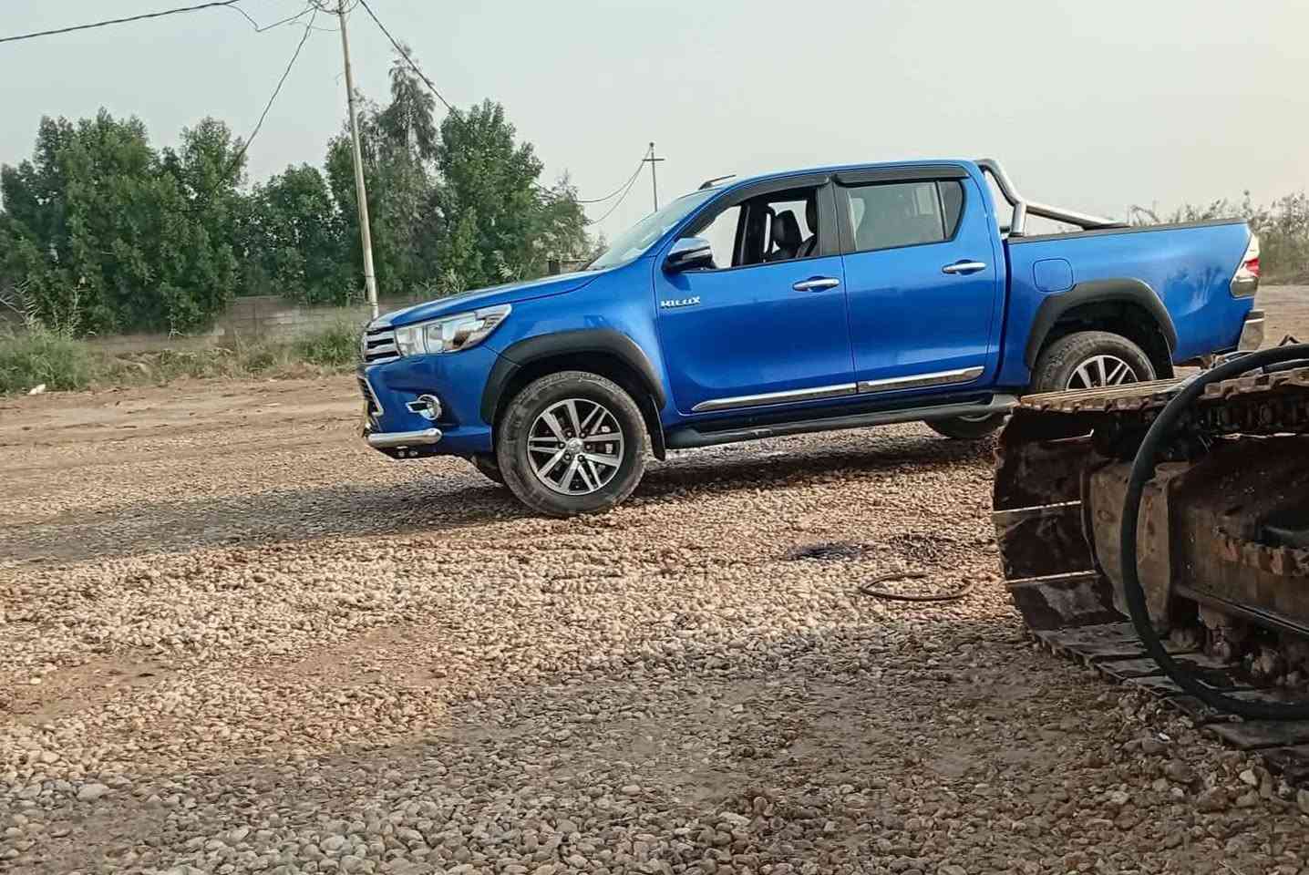 السلام عليكم للبيع هايلوكس تو ويل موديل 17 محرك كاز بلادي كير اتوماتيك  ماشيه 170 زيرو  مكفوله كفاله عامه سنويه لل٢٤ يعني صاقطه مكان واسط قضاء العزيزيه سعر 220 $ ورقه قفل للستفسار ***********

 ‎0772 782 5845
