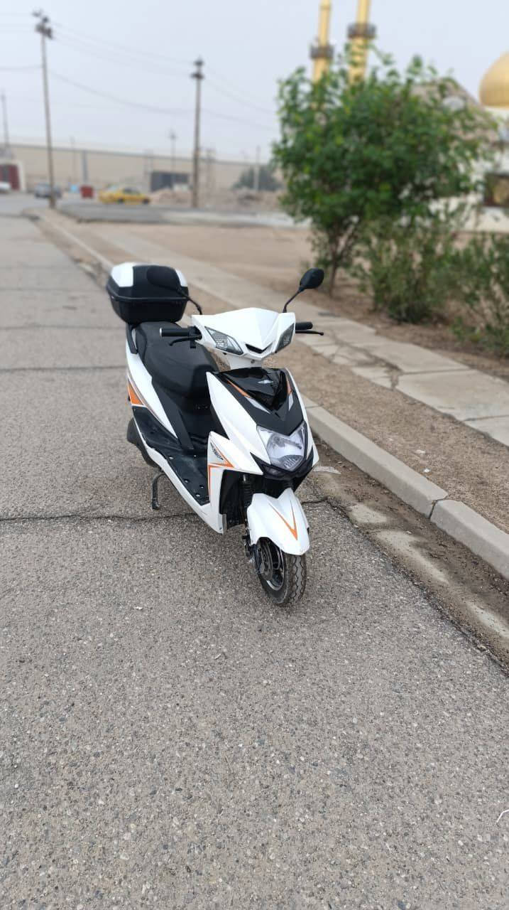 سكنز 2025 الاصلي MTR شحن بيع مستعجل / متروكة لهذا تحتاج بطاريات .. اتوقع تحتاج بس اثنين ، اربعة شغالات
*********** خور الزبير
