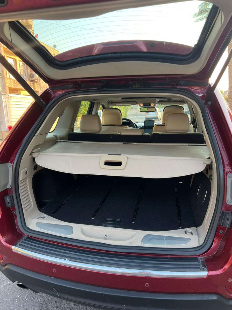 جيب لاريدو 2012 هيمي مكينة 5700 بيها تبخير رقم بغداد مكانها الحسينية السعر 145 فول مواصفات ***********
